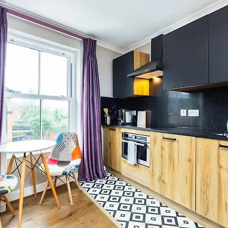Cosy Modern Studio In The Heart Of Balham